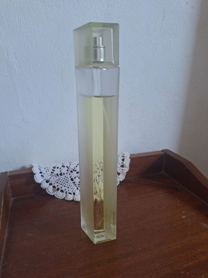 Donna Karan Woman Eau de Parfum 100 ml used, excellent condition