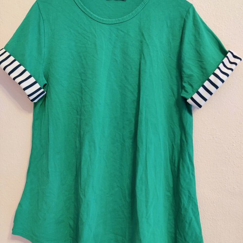 Short-sleeve shirt like new, green with striped sleeves