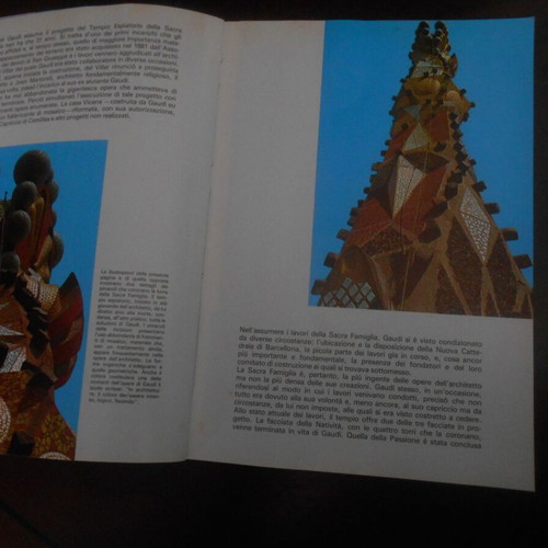 Gaudi Architecture used, Italian edition album 64 pages