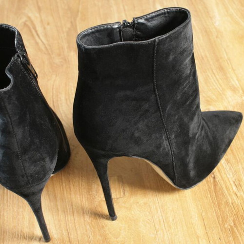 Public Desire black suede ankle boots new, 12 cm stiletto heel