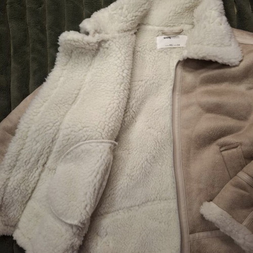 Winter Jacket with Fur like new, size S, beige