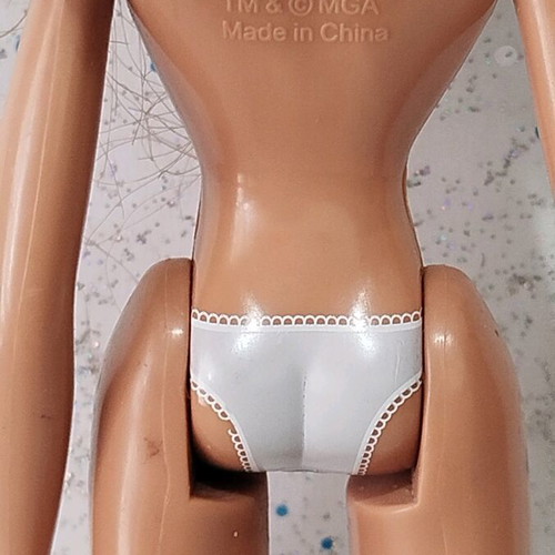 Bratz Passion 4 Fashion Yasmin nude doll used with flaws