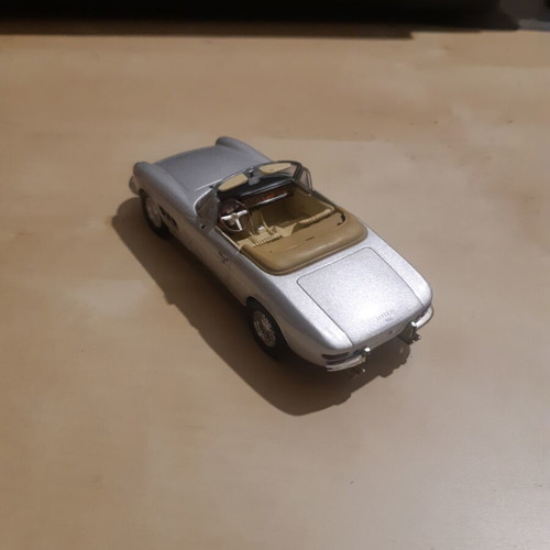 Classic car set with Ferrari 250 GT SWB, Ferrari 330 GTS, Ferrari 330 P4, Jaguar E-Type