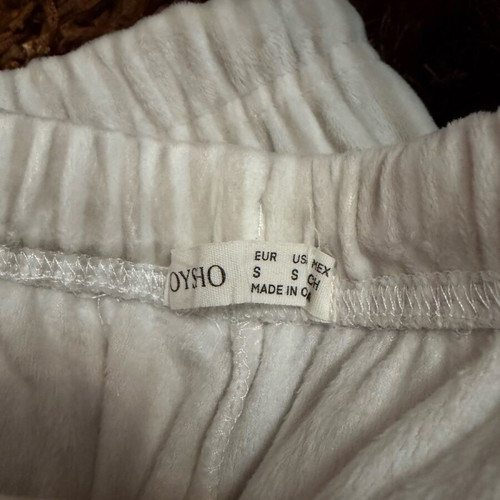 Oysho pyjama like new, beige, top medium, bottom small