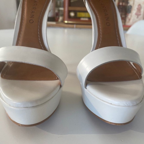 Carrano leather platform sandals used, white, size 38