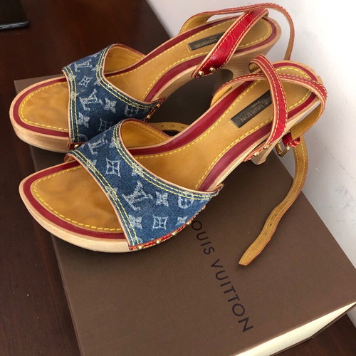 Louis Vuitton women's sandals like new, size 36.5, blue denim