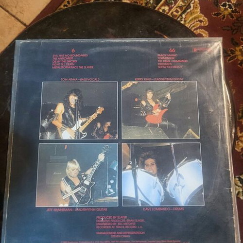 Slayer Show No Mercy vinyl like new with extra song Aggressive Perfector