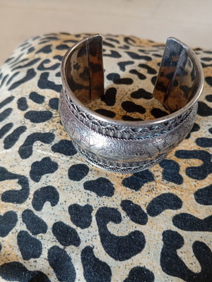 Bracelet like new silver alpaca metal