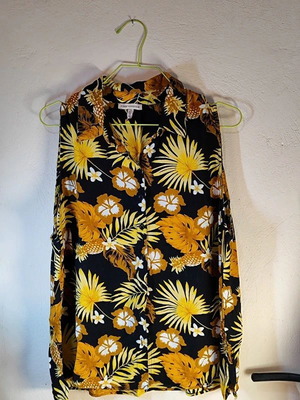 Funky Buddha Sleeveless Shirt XL like new, mustard and black