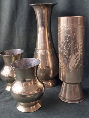 Μπρούντζινα βάζα μεταχειρισμένα, πακέτο 4, του 1950