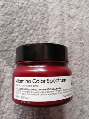 L'Oreal Vitamino Color Spectrum hair mask 250ml new, sealed