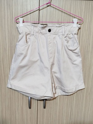 Σορτς H&M σε καμπαρντίνα ύφασμα, ψηλή μέση, μέγεθος S, σαν καινούργιο