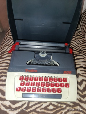 Vintage παιδική γραφομηχανή Petite 900 μεταχειρισμένη