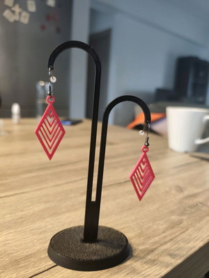 Modern geometric earrings in bright red color new