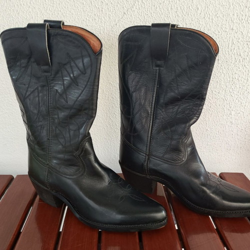 Roland Vintage Leather Cowboy Boots like new, size 39-40, black