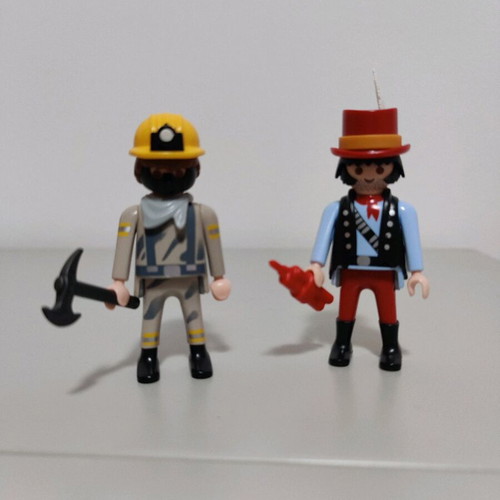 Playmobil figures like new, set of 2
