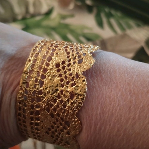 lace bracelet Maya Zoulovits exclusive daily offer