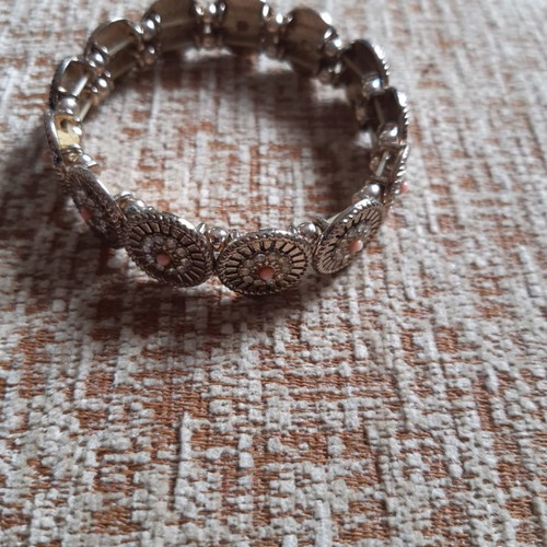 Women's bracelet new