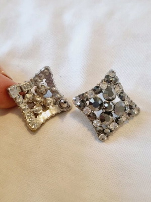 Earrings new impressive