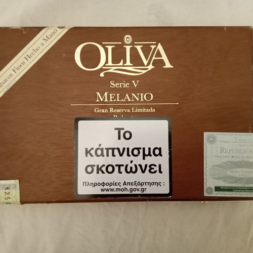 Oliva Melanio Serie V Gran Reserva Limitada Robusto wooden cigar box used