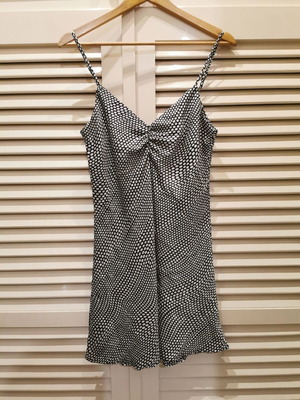 Mini polka dot dress Stradivarius like new, medium, black