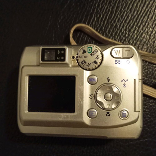 Nikon Coolpix 4100 camera like new