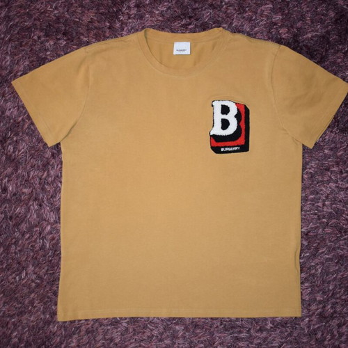 Burberry men's t-shirt size L/XXL used, gold