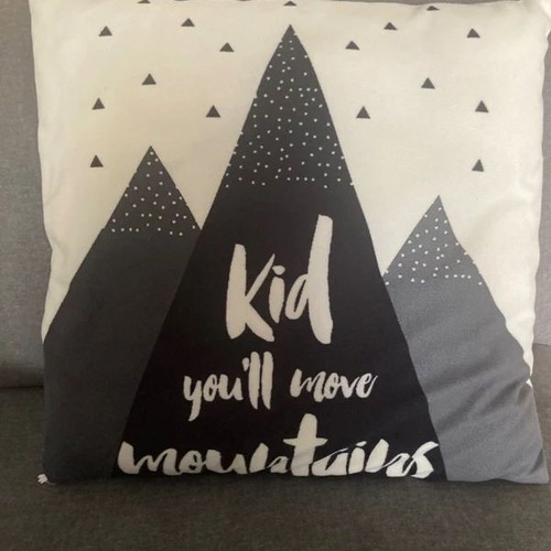 Decorative children's pillowcase used 45x45 with filling