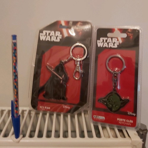 Star Wars Abysse Corp metal keychains pack of 2 new sealed