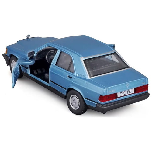 Mercedes Benz 190E 1:24 scale metal miniature new