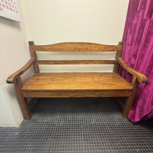Wooden garden bench like new
