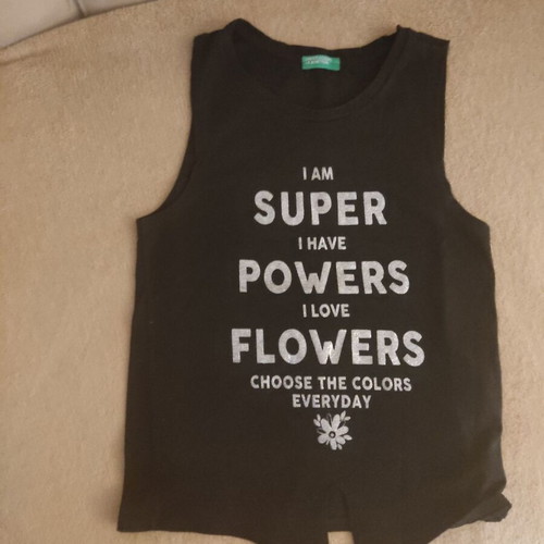 Benetton sleeveless top black like new, size 146 cm for 10 years