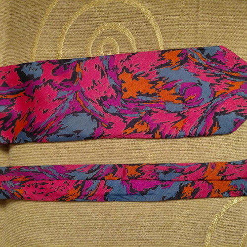 Men's ties vintage set of 7 silk and synthetic like new