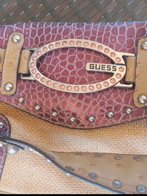 Guess vintage shoulder bag like new, beige and pink