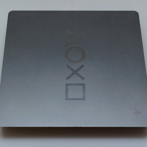 PlayStation 4 Slim 1TB Days of Play Limited Edition like new