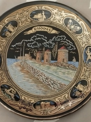 Handmade hanging ceramic decorative plate, gold-plated, Rhodes