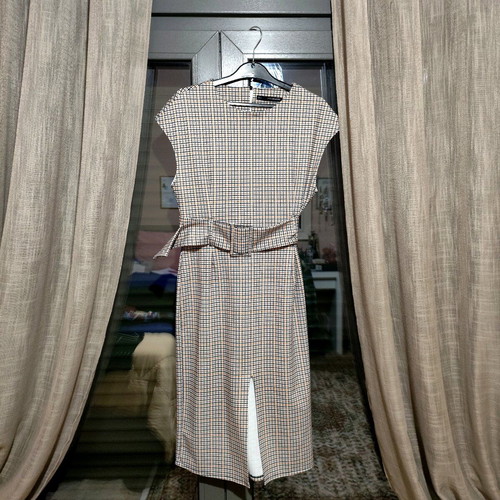 Sfera checked dress like new with belt, beige and brown