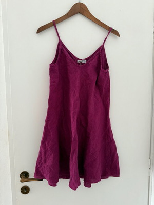 Linen dress, purple, size S, new with tags