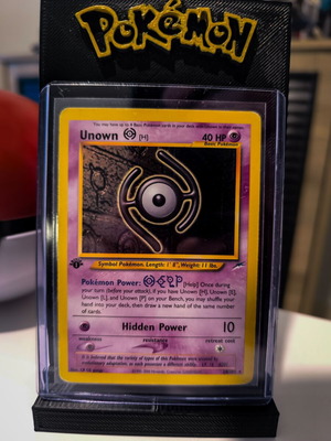 Unown [H] First Edition card #28 Neo Destiny like new