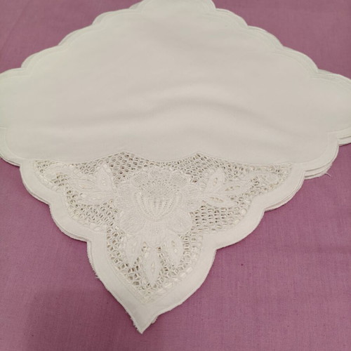 Decorative fabric napkins vintage set of 8 like new