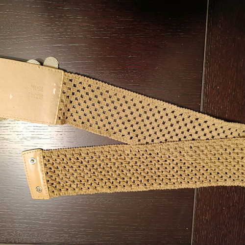 Knitted beige belt like new with decorative flowers, size 75cm