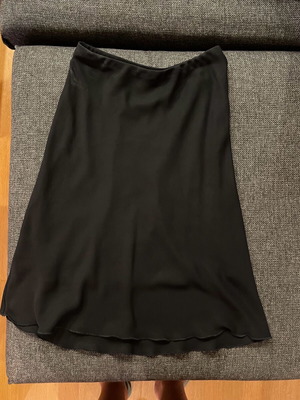 Branded skirt by Greek designer no. Small new, black