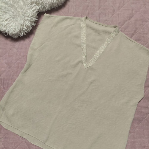Women's blouse beige, like new, size M