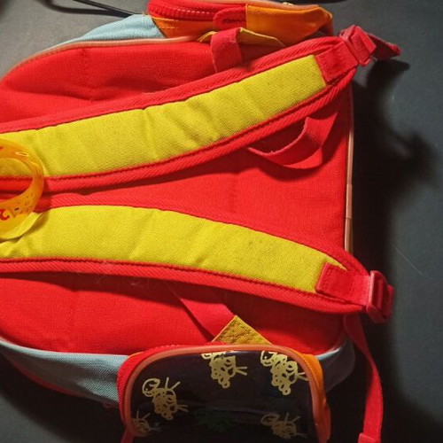 Benetton school bag used for child aged 1 to 6 years