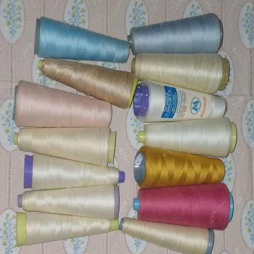 Threads used, pack of 70, various and embroidery