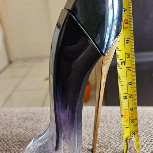 Good Girl Carolina Herrera perfume bottle 30ml like new, authentic