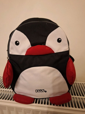 Polo toddler backpack like new, penguin design, 7L capacity