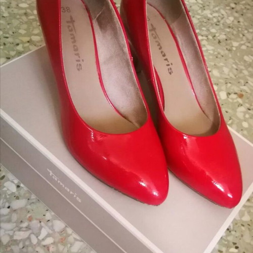 Tamaris pumps used, red patent leather, size 38, 6 cm heel