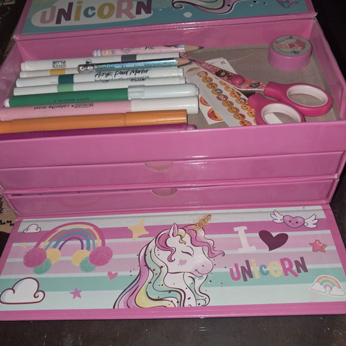 I Love Unicorn art supplies case, 42 pieces