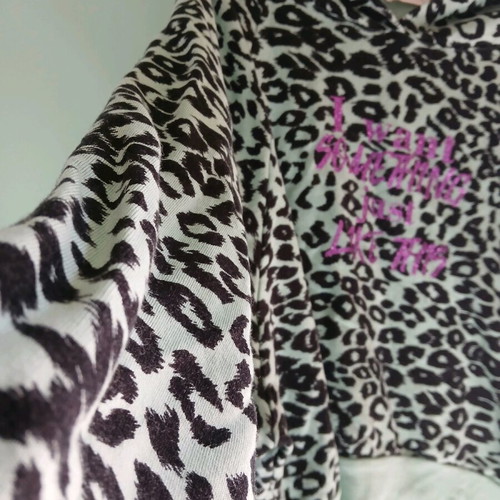 BSB animal print hoodie sweatshirt like new, one size